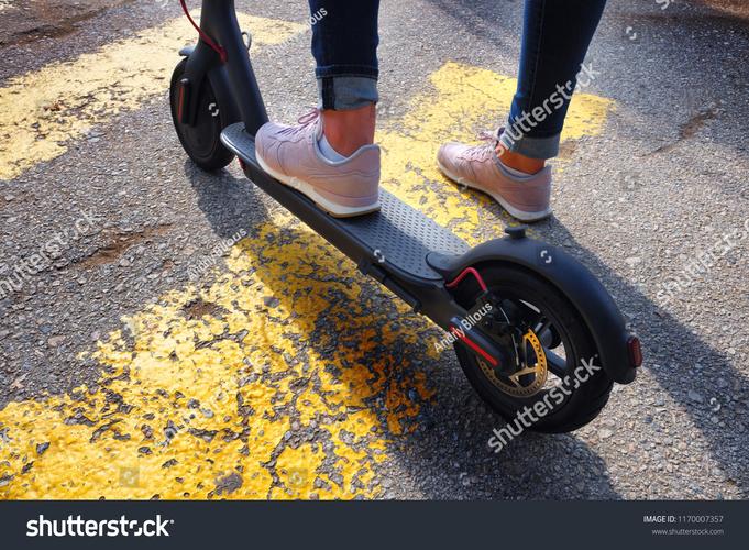 Scooter Race