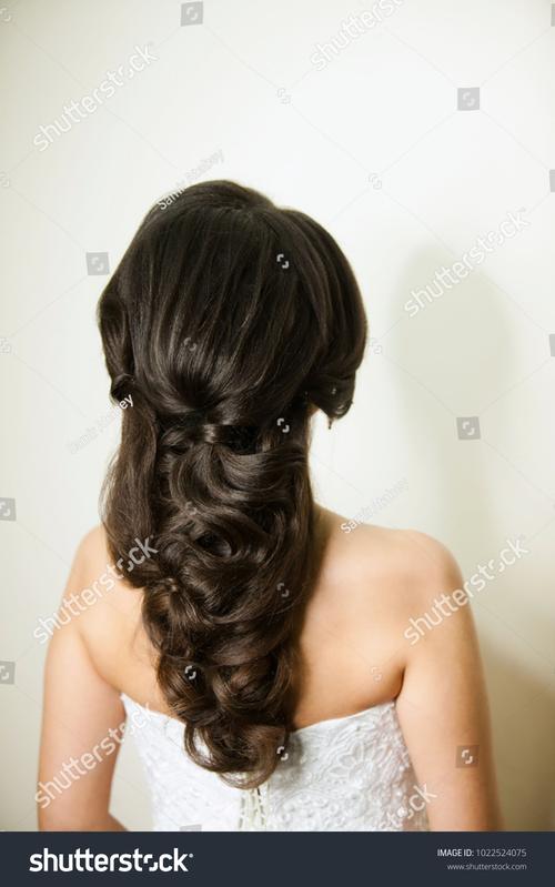 hairstyle