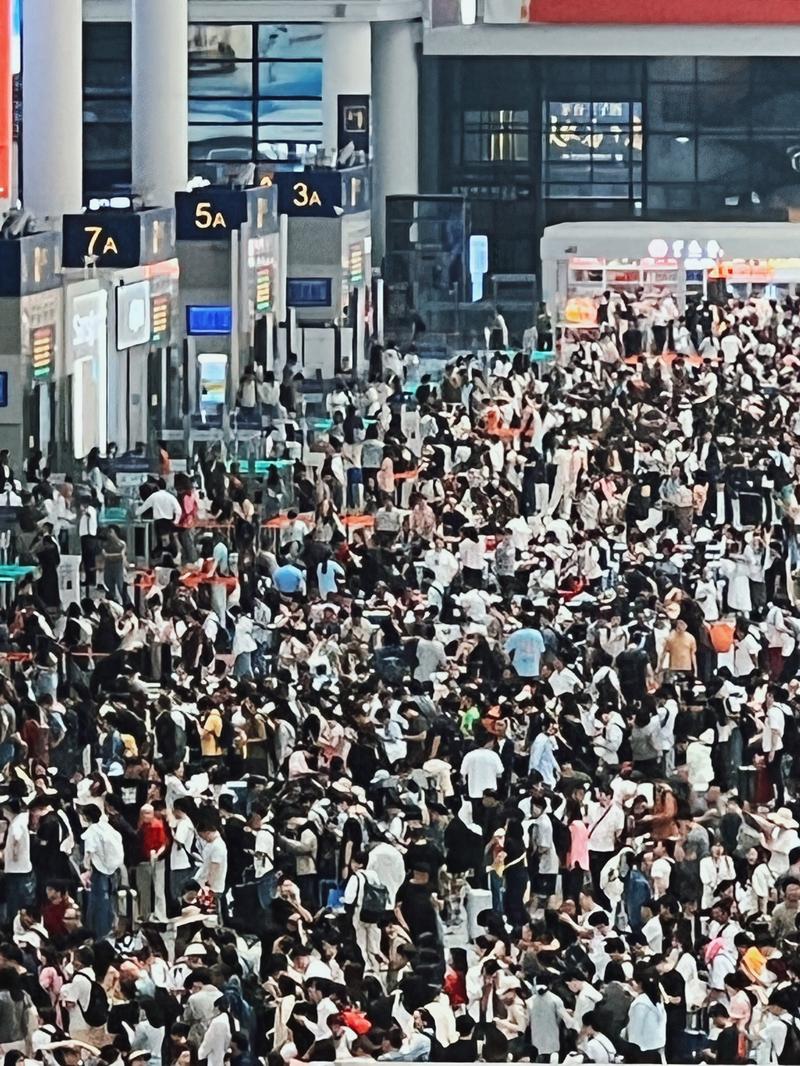 我们之间的拥挤城市赚红包版