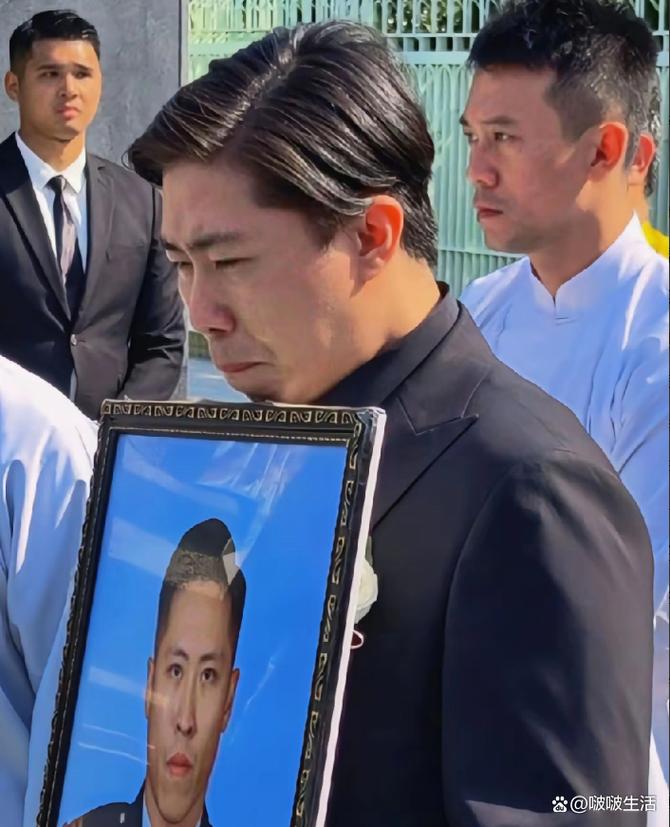 何伟豪丧礼今日举行免费