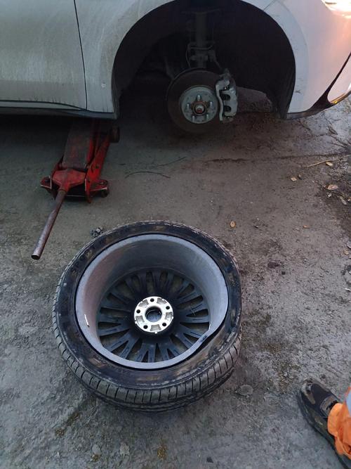 爆裂轮胎WheelCrash1.0.0无条件试用