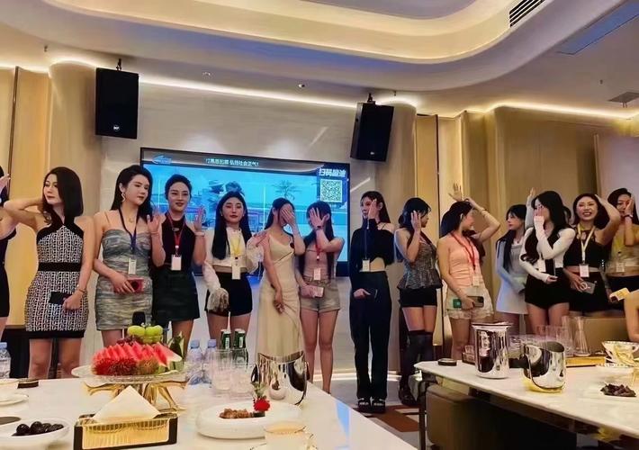 华韵会所同城交友重制版